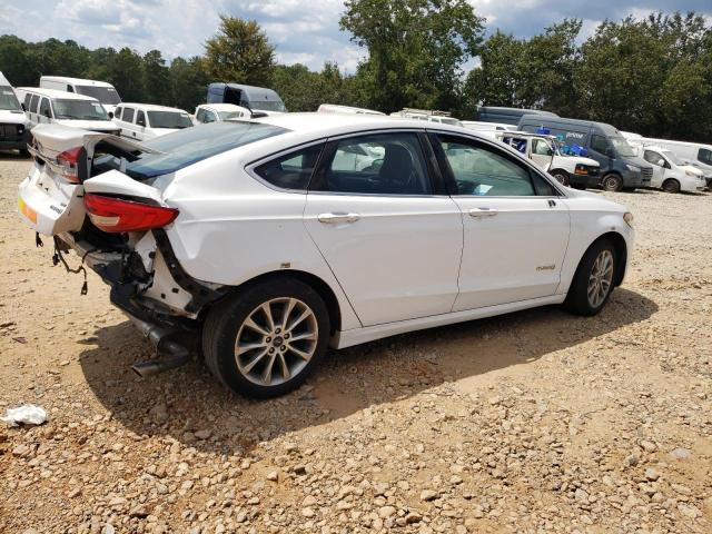 Седаны FORD FUSION 2017 Белы
