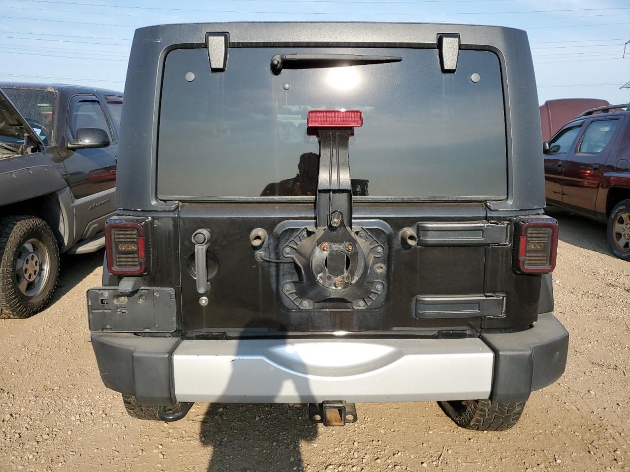 1C4BJWEG4CL269104 2012 Jeep Wrangler Unlimited Sahara