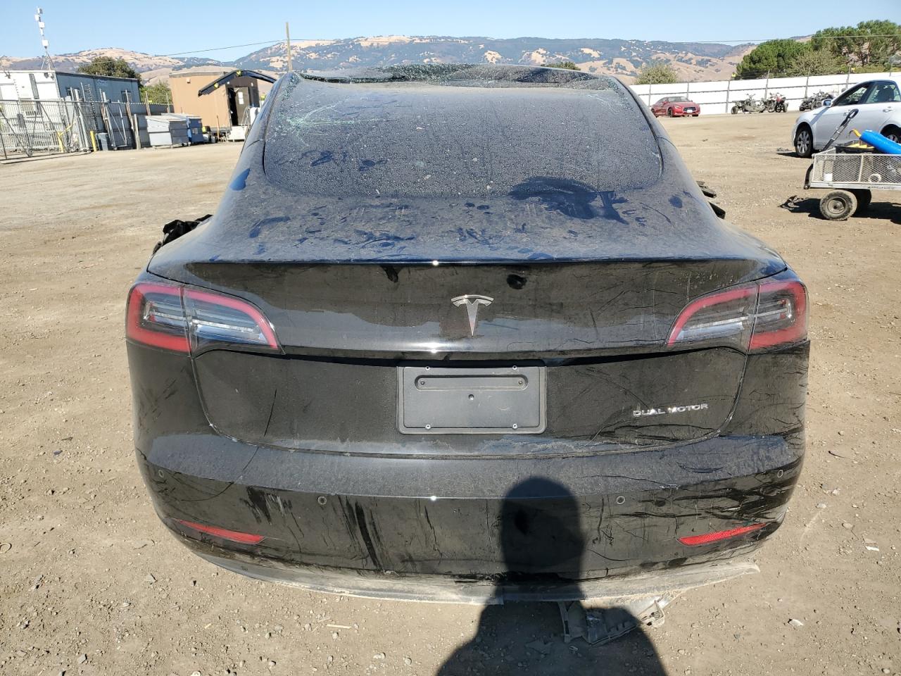 5YJ3E1EB7NF205712 2022 Tesla Model 3