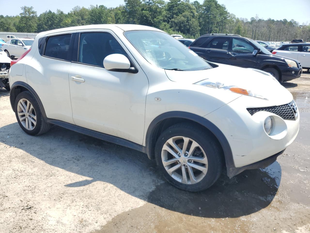 2013 Nissan Juke S VIN: JN8AF5MR0DT221258 Lot: 65809874