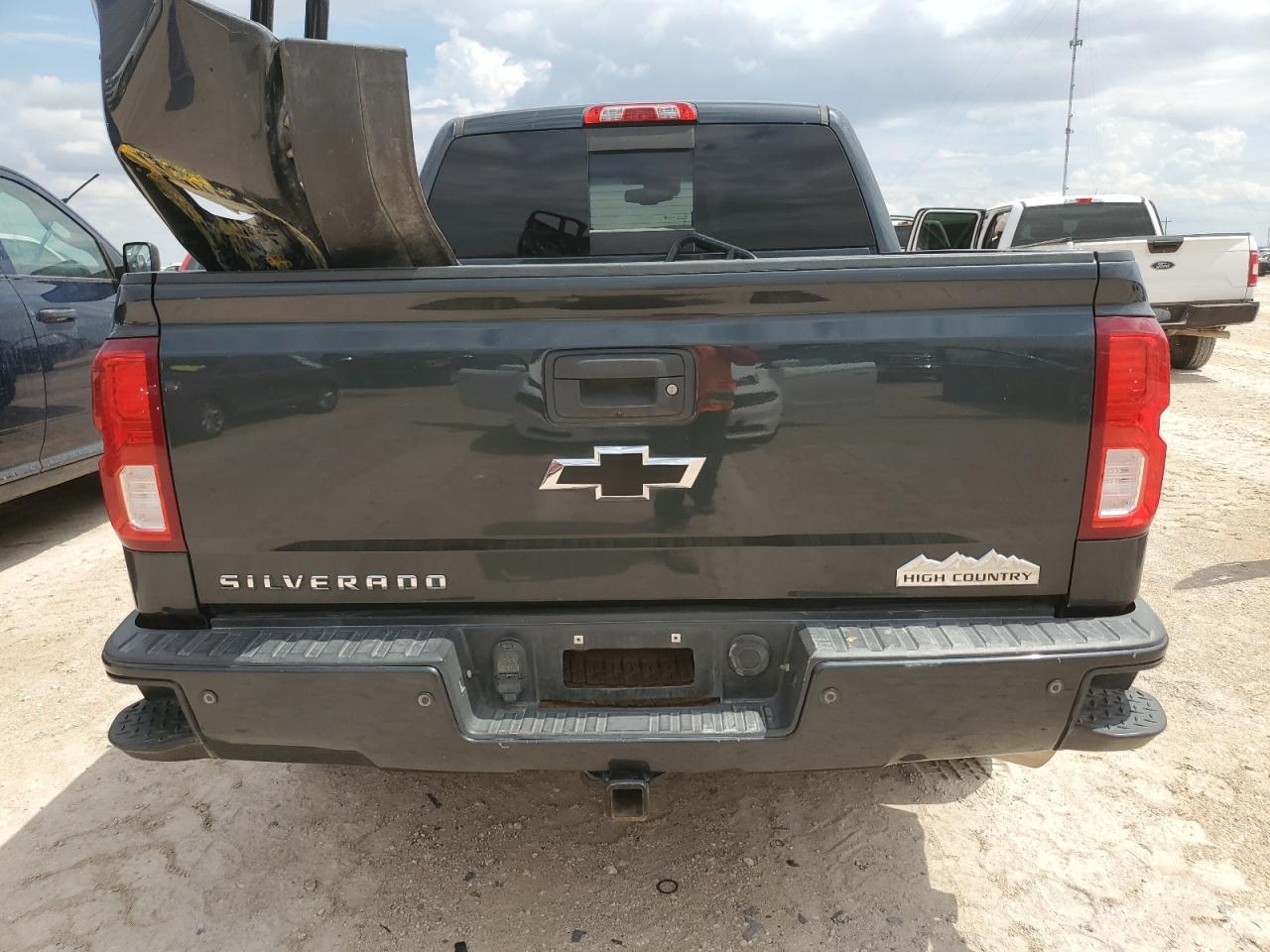 3GCUKTEJ2HG238695 2017 Chevrolet Silverado K1500 High Country