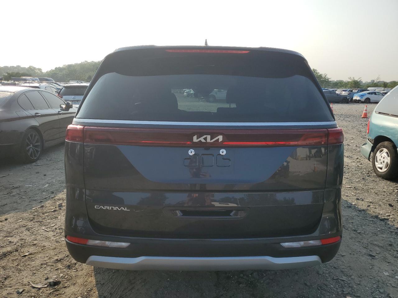 2024 Kia Carnival Lx VIN: KNDNB4H35R6310709 Lot: 67709704