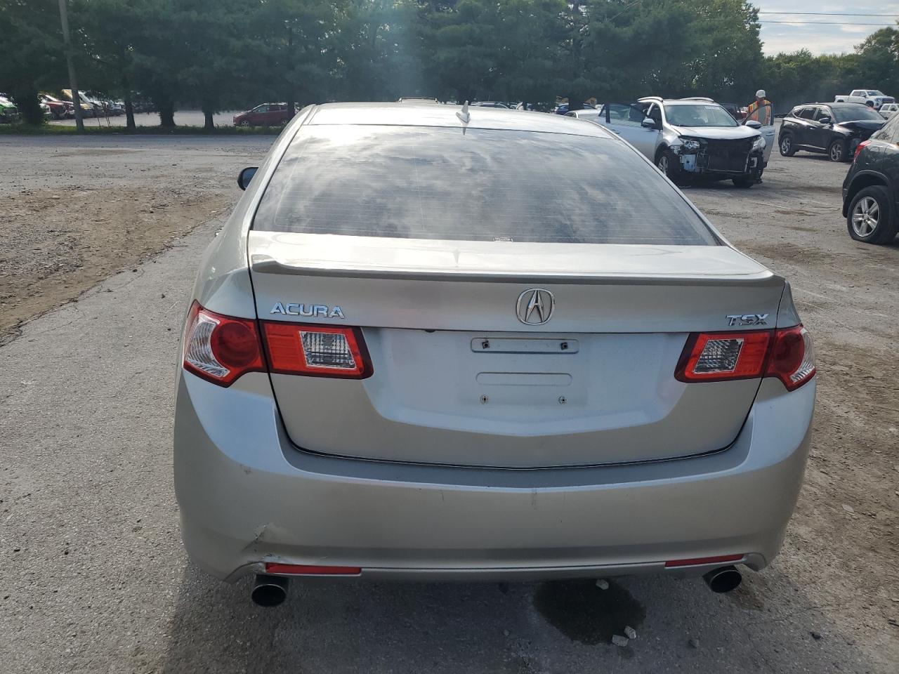 JH4CU2F6XAC016584 2010 Acura Tsx