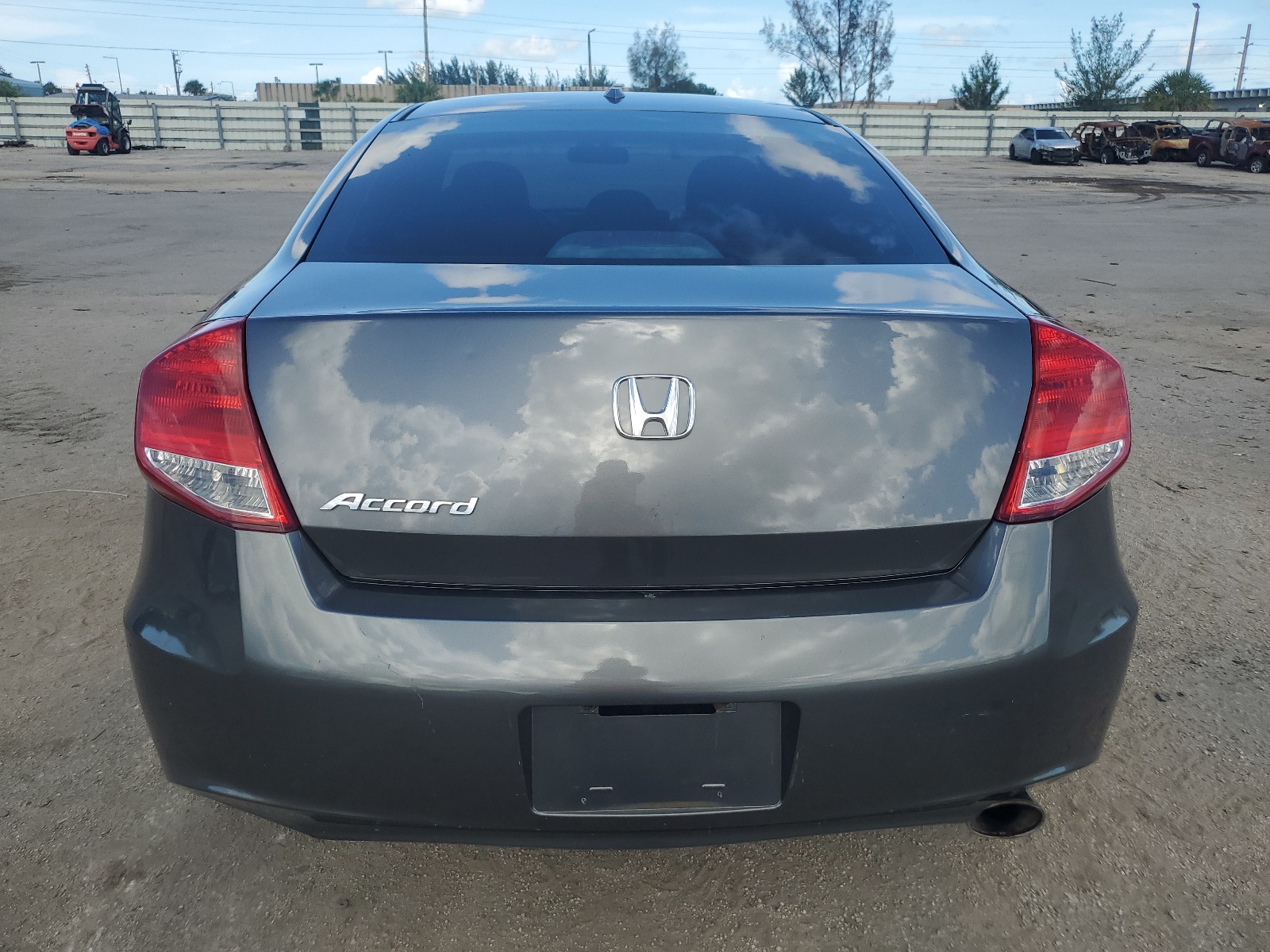 1HGCS1B87BA004531 2011 Honda Accord Exl
