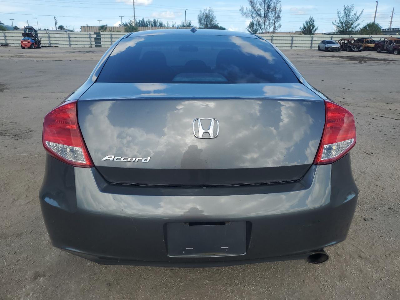 2011 Honda Accord Exl VIN: 1HGCS1B87BA004531 Lot: 66960044