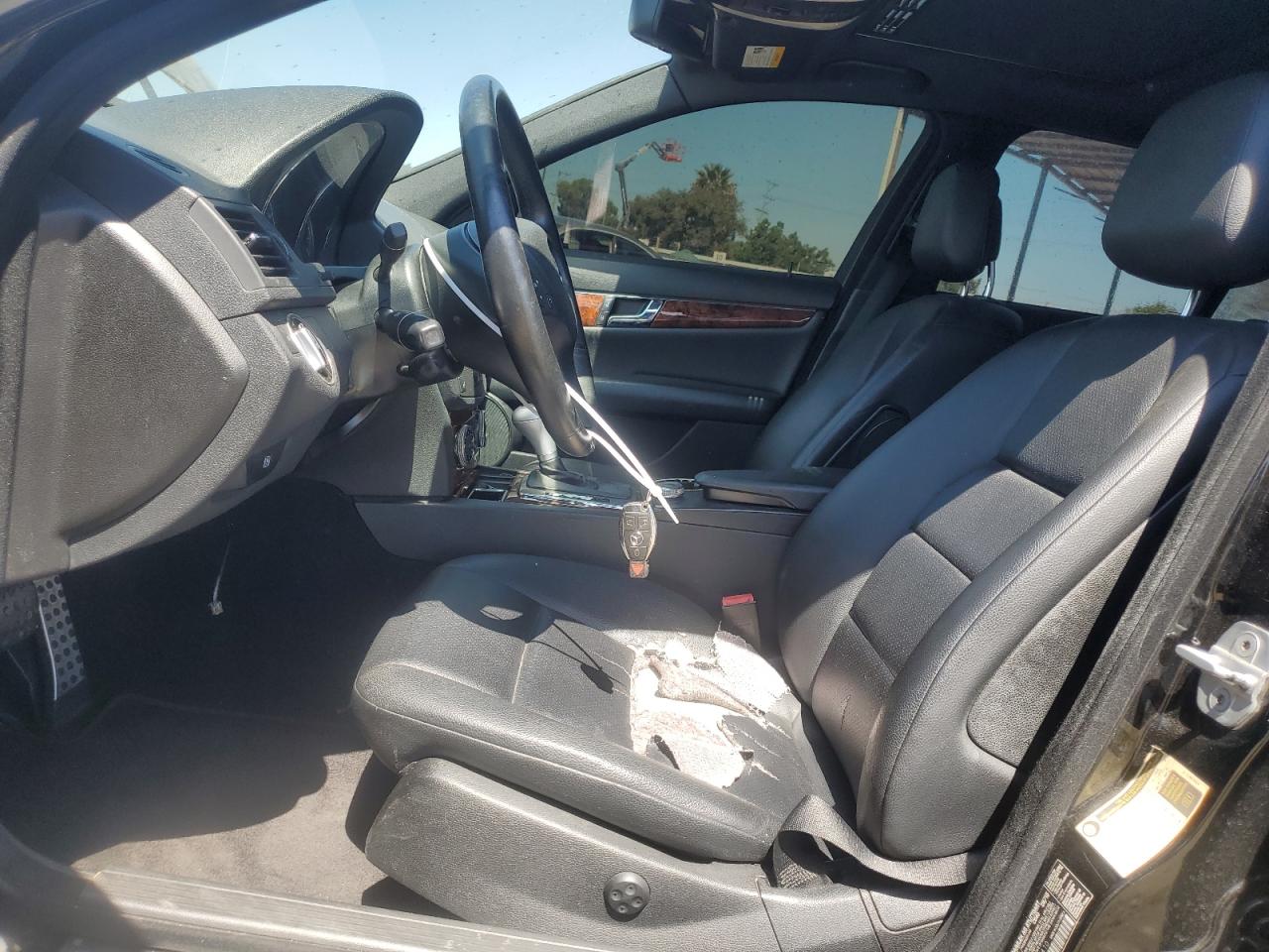 2011 Mercedes-Benz C 350 VIN: WDDGF5GBXBR145410 Lot: 66802154