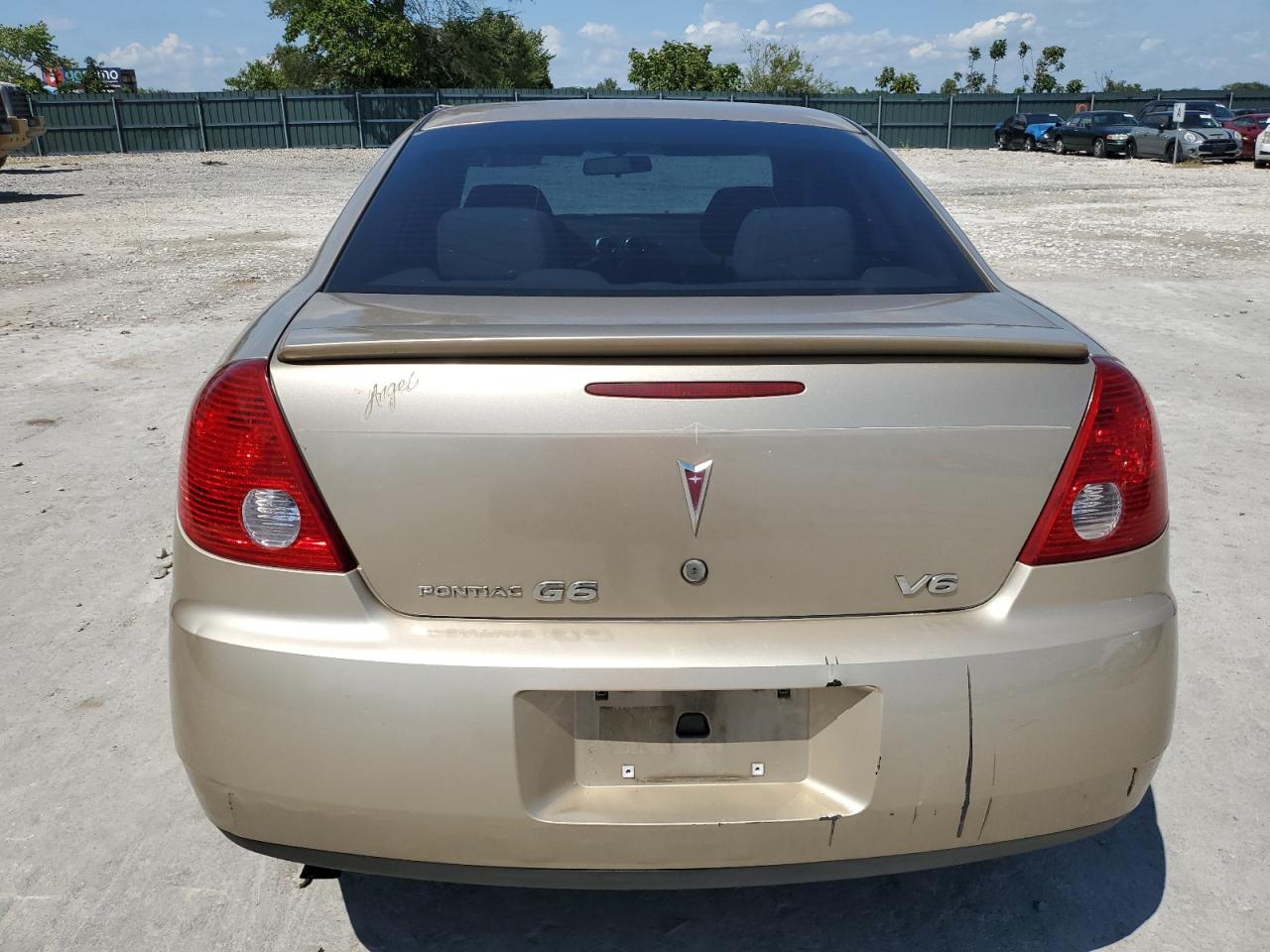 2007 Pontiac G6 Base VIN: 1G2ZG58NX74237618 Lot: 67922144