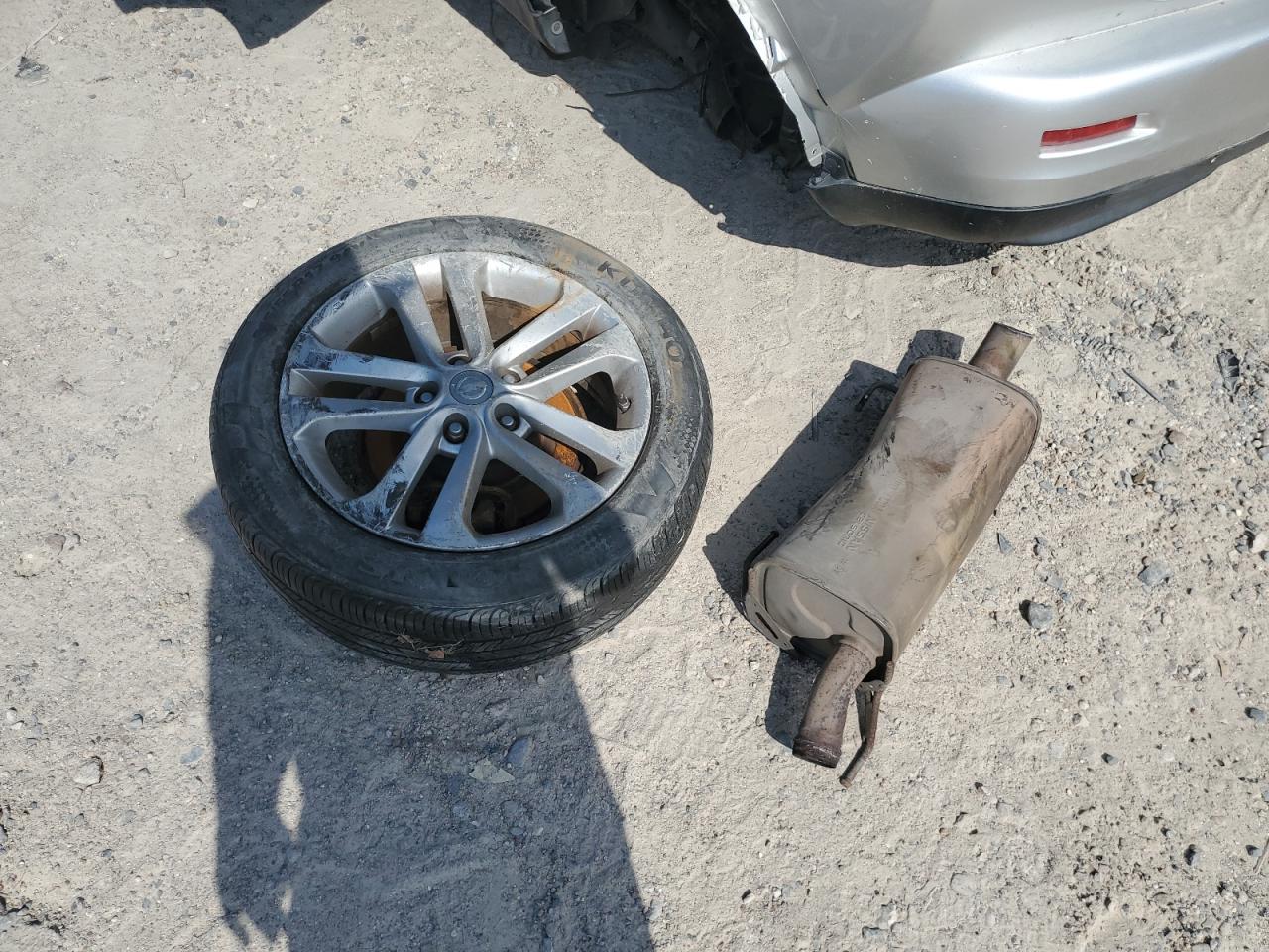 2011 Nissan Juke S VIN: JN8AF5MRXBT020898 Lot: 67880194