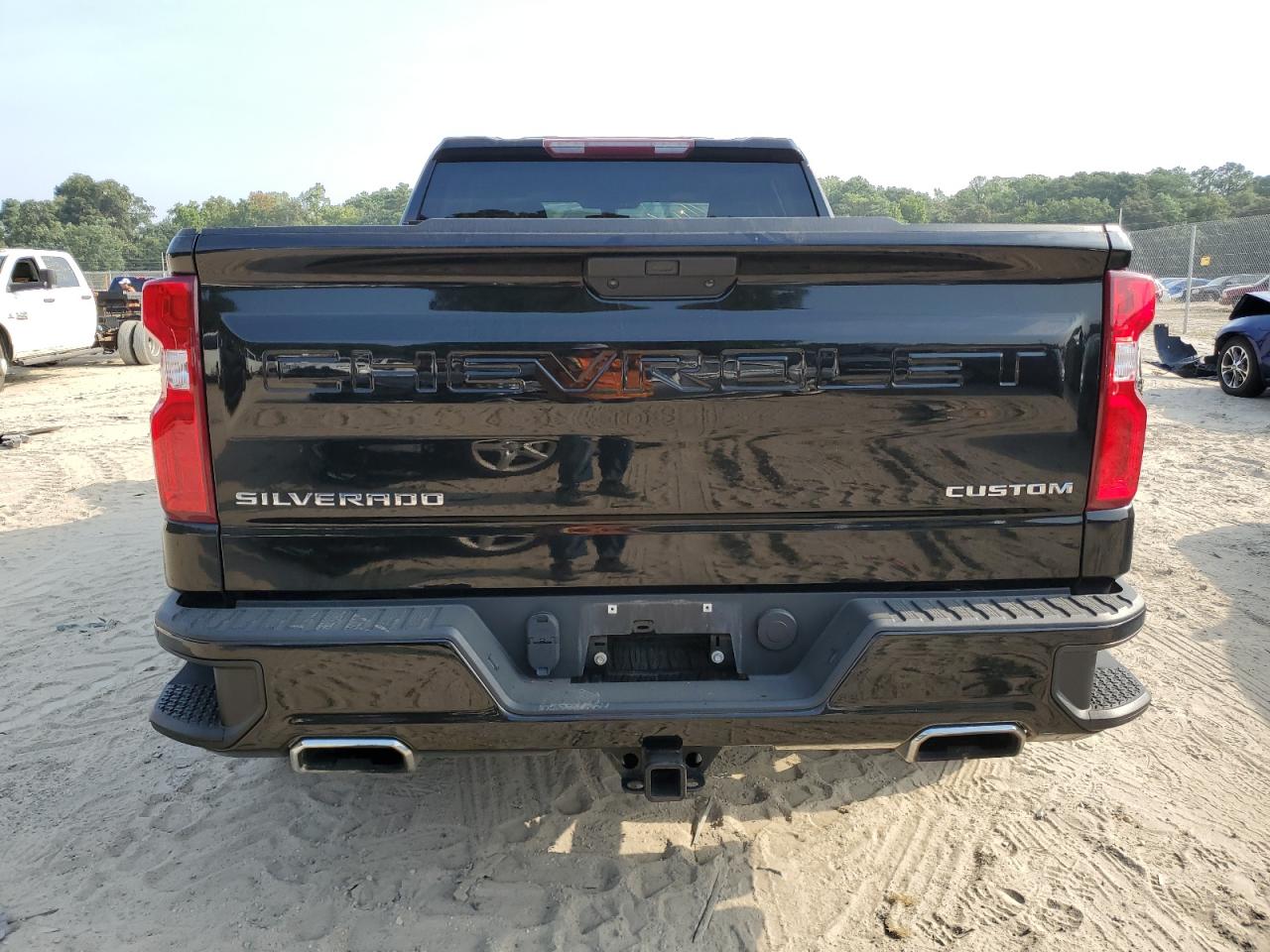 2020 Chevrolet Silverado K1500 Custom VIN: 1GCRYBEF6LZ255423 Lot: 69133134