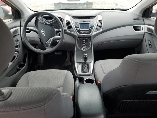  HYUNDAI ELANTRA 2015 Czerwony