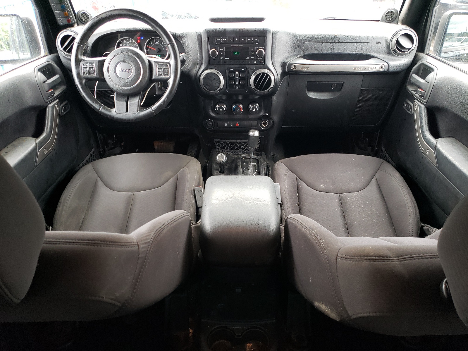 1C4BJWDGXEL120295 2014 Jeep Wrangler Unlimited Sport