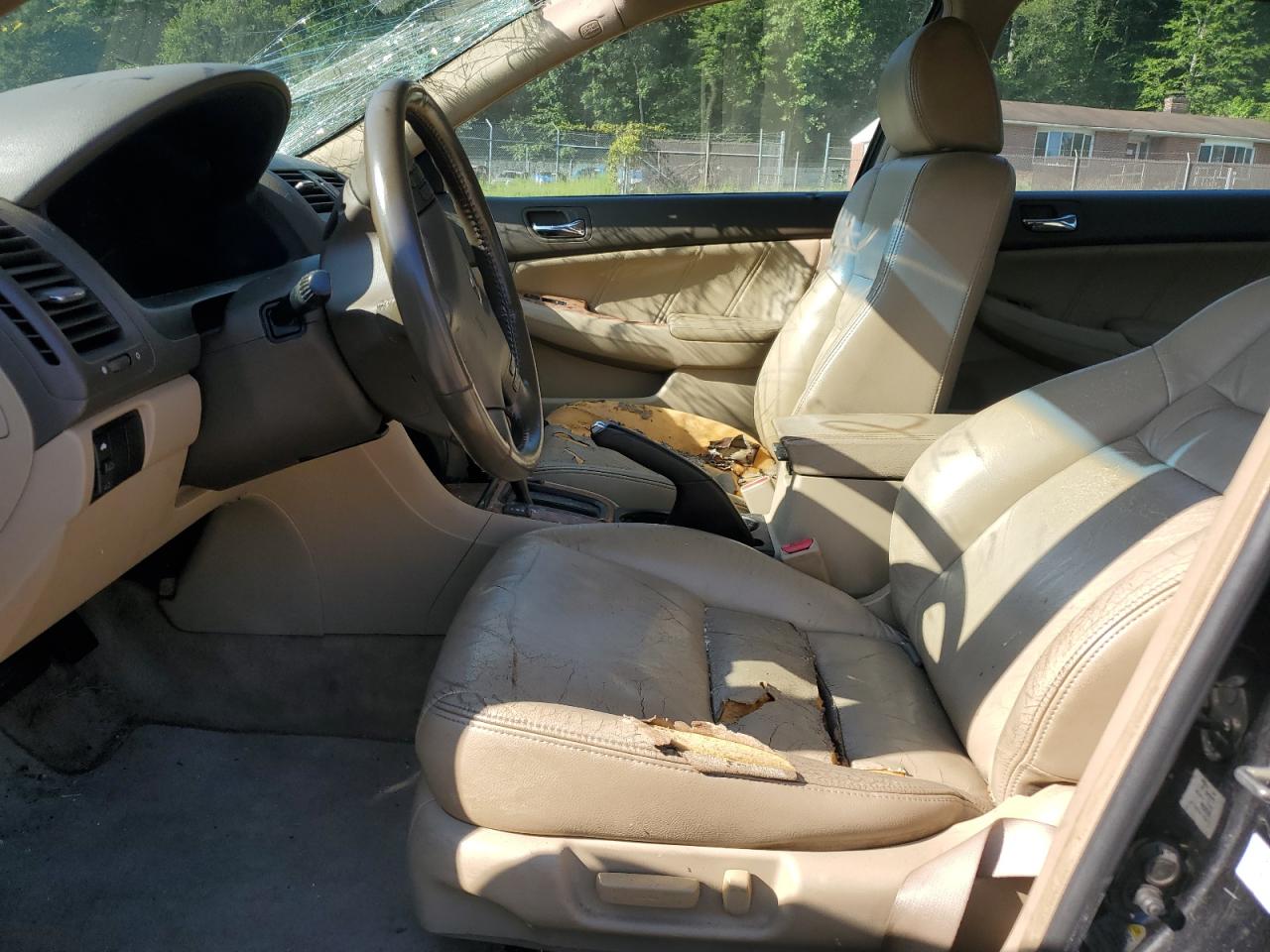 2004 Honda Accord Ex VIN: 1HGCM56804A092157 Lot: 68625304