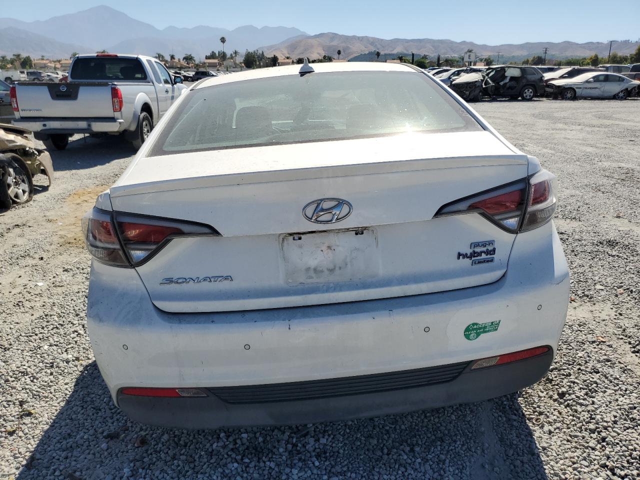 2017 Hyundai Sonata Plug-In Hybrid VIN: KMHE54L24HA068475 Lot: 67309814