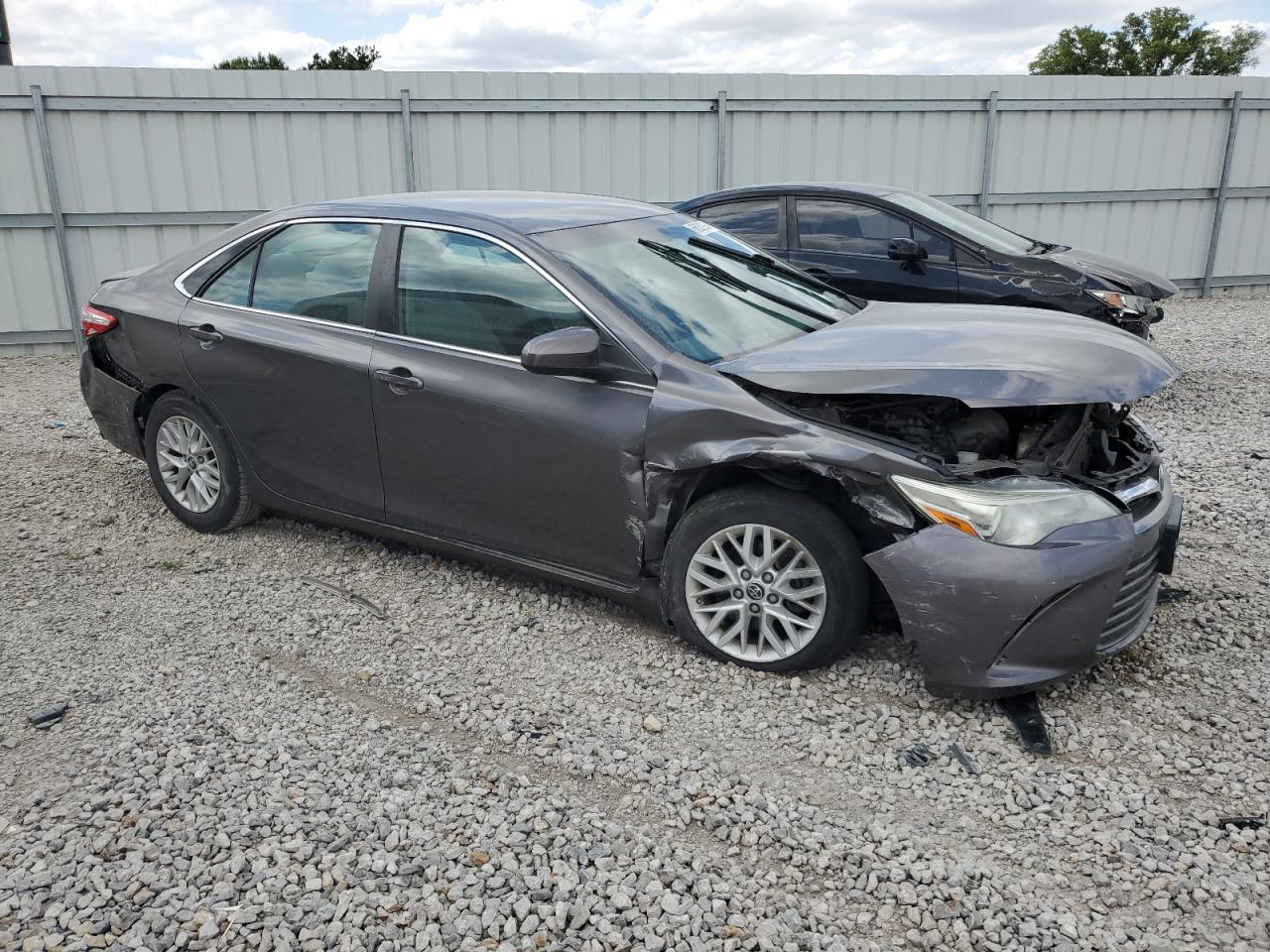 VIN 4T1BF1FK1GU526688 2016 TOYOTA CAMRY no.4