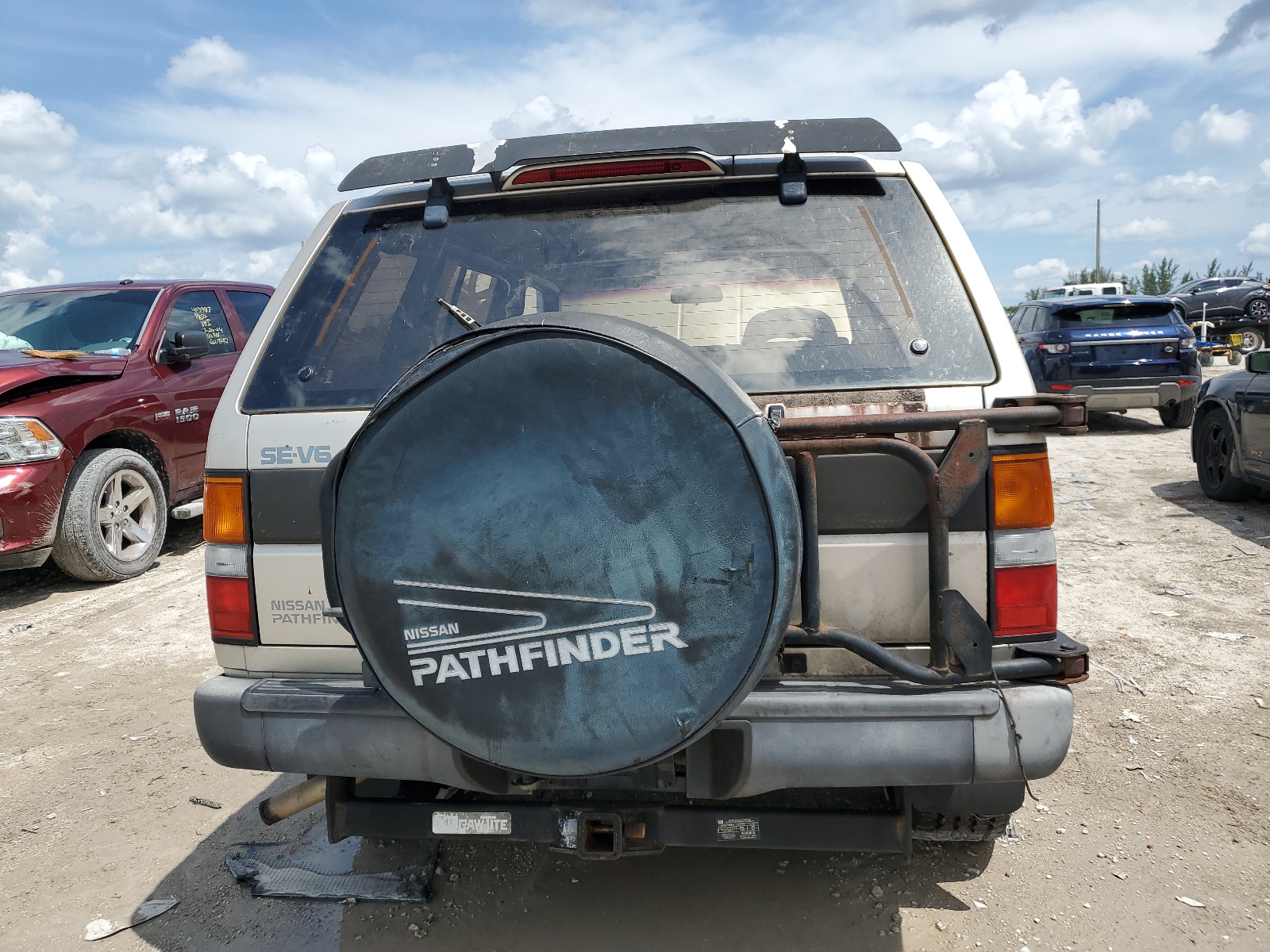 JN8HD17Y9SW066074 1995 Nissan Pathfinder Le