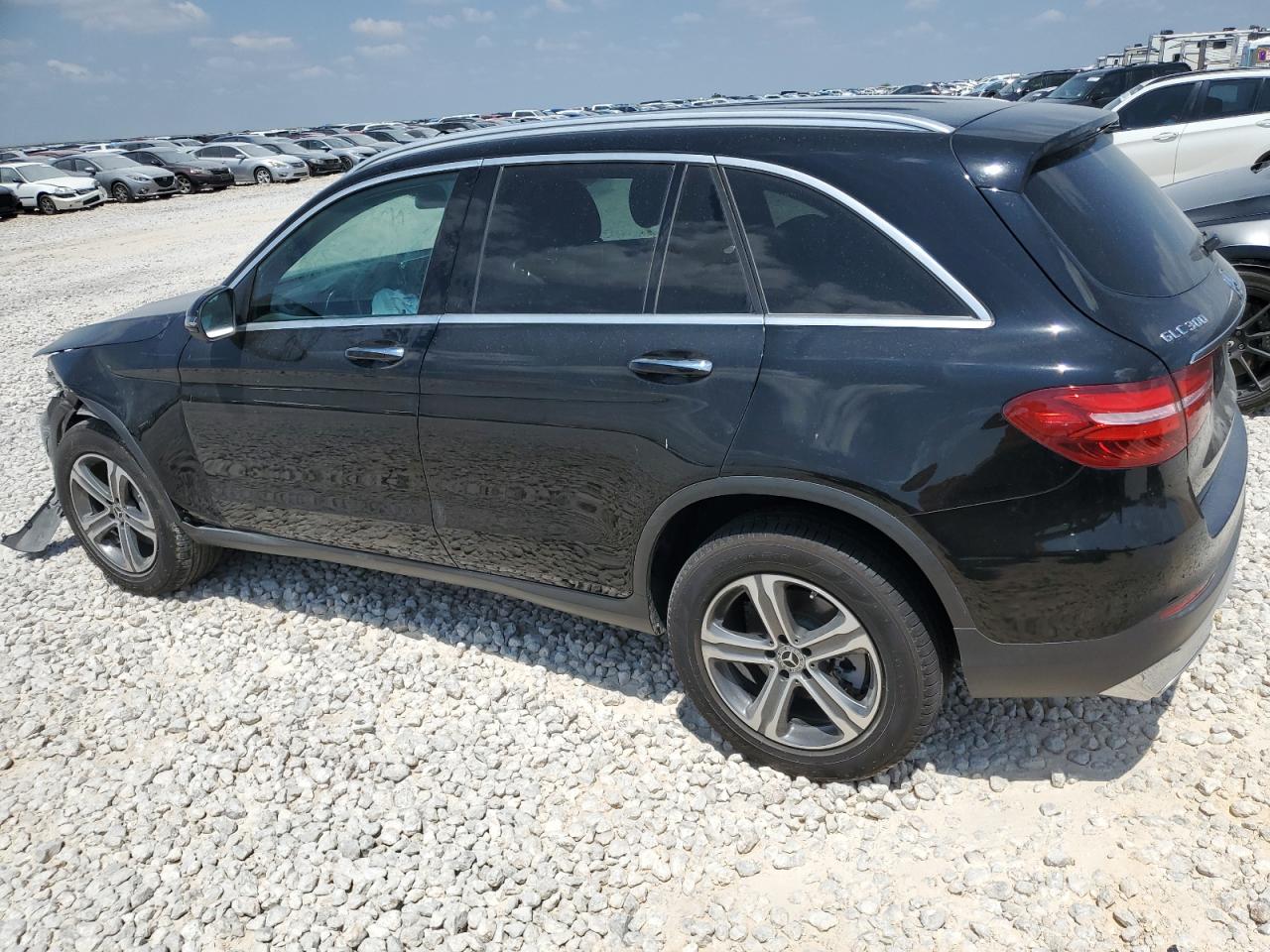 WDC0G4JB2KV171805 2019 MERCEDES-BENZ GLC - Image 2