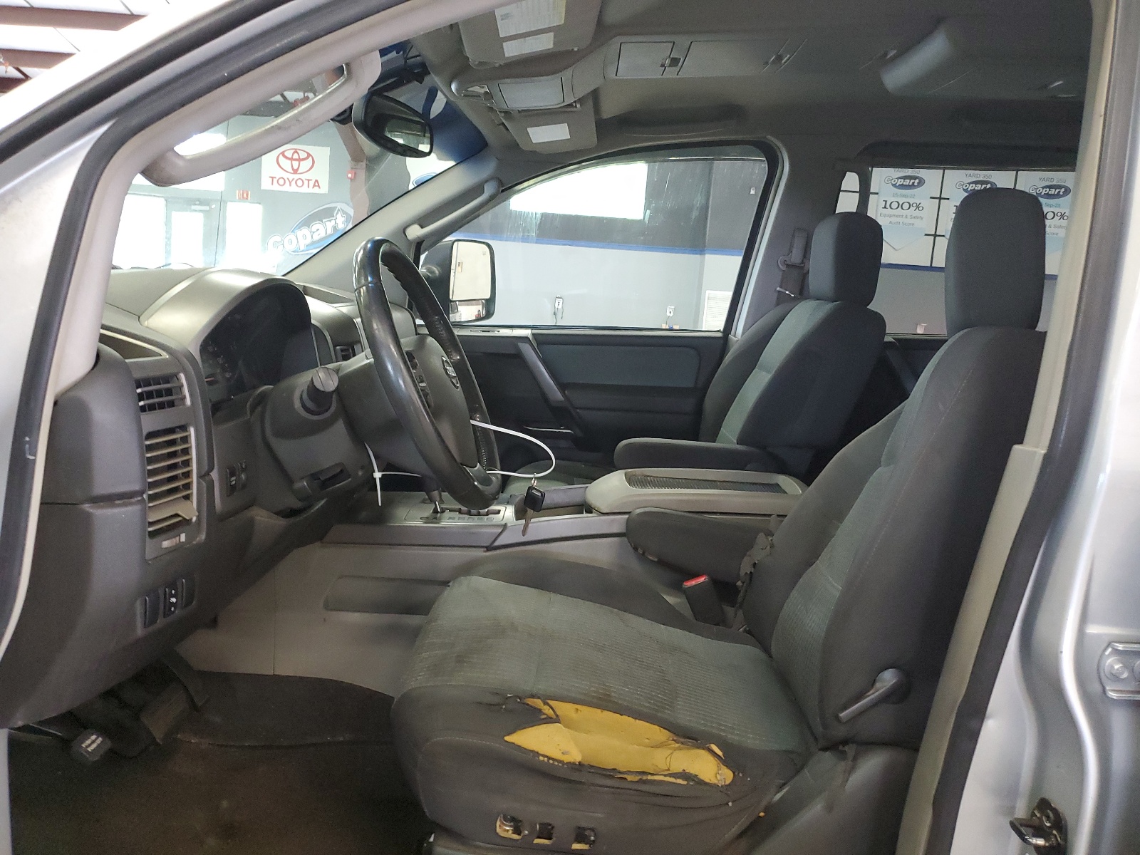 1N6AA07B14N529262 2004 Nissan Titan Xe