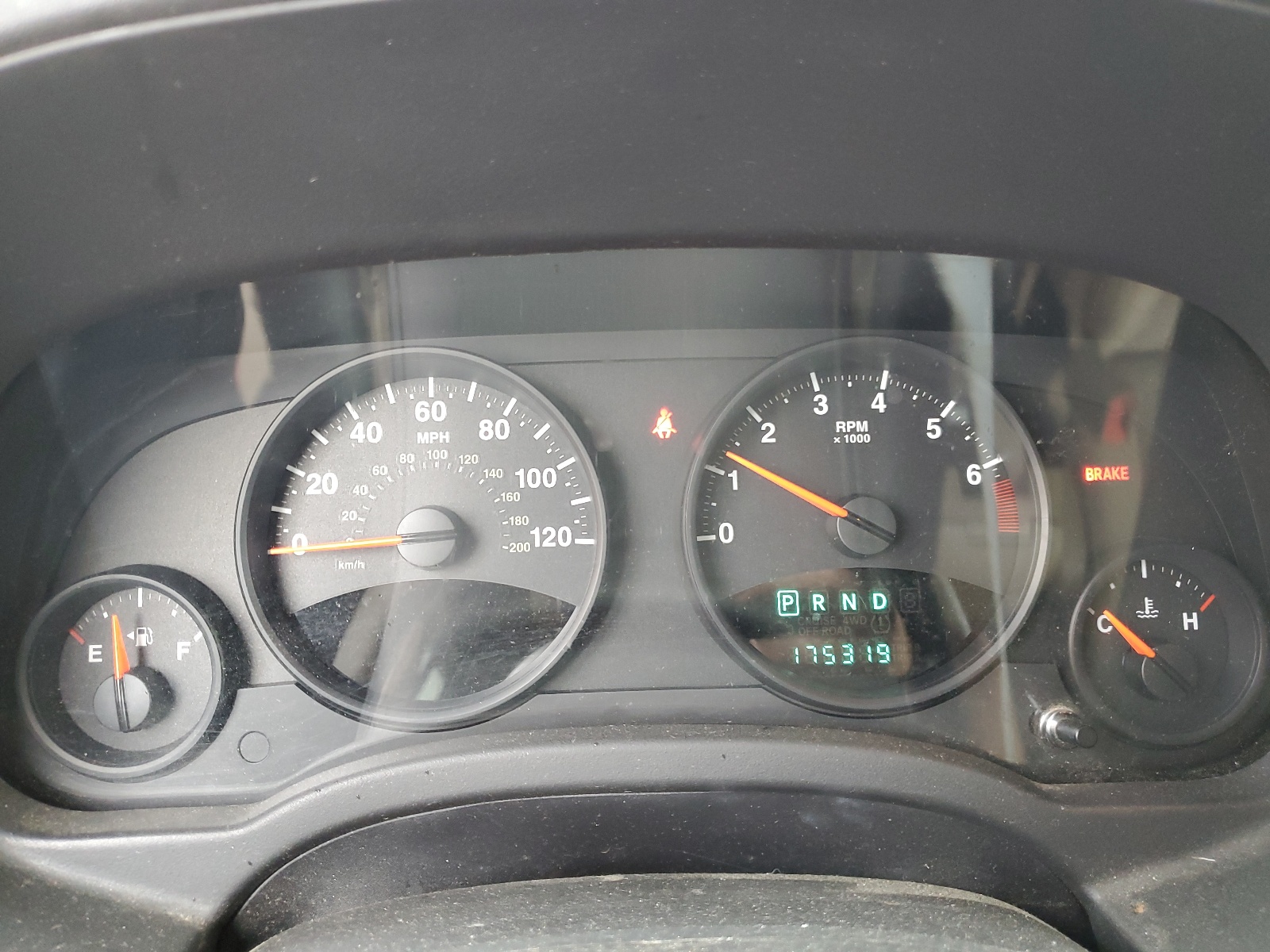 1J4NF1FB4BD193987 2011 Jeep Compass Sport