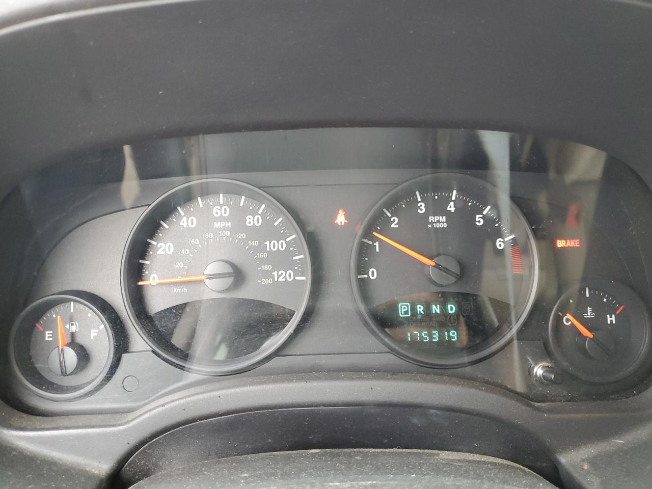 2011 Jeep Compass Sport VIN: 1J4NF1FB4BD193987 Lot: 66545874