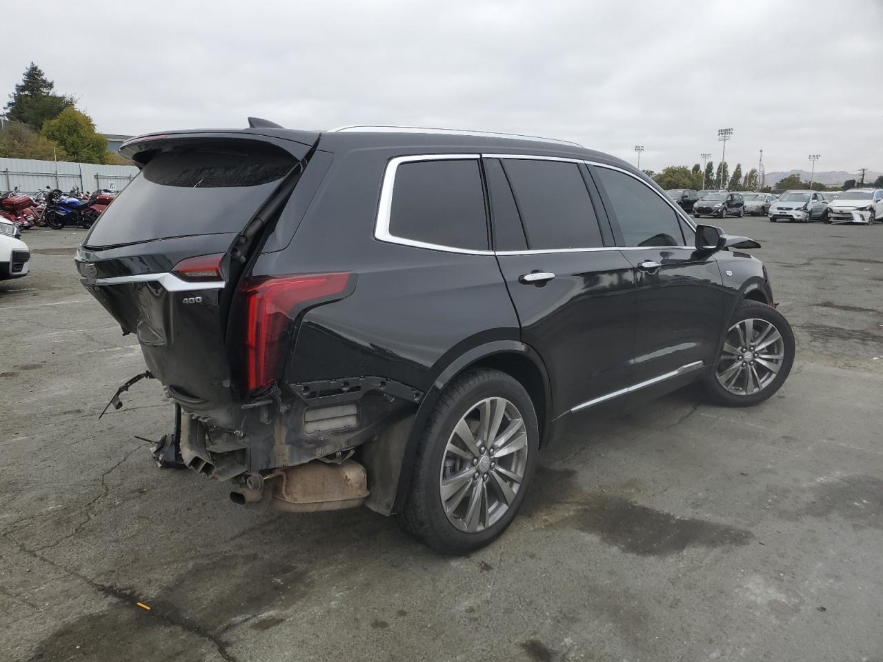 2022 Cadillac XT6 - Image 3