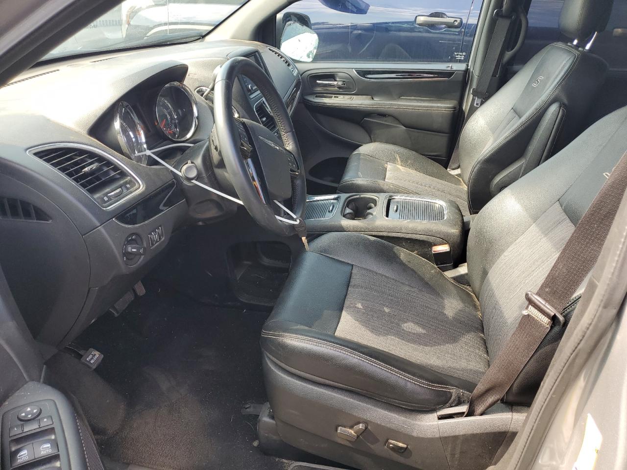 2014 Chrysler Town & Country S VIN: 2C4RC1HG6ER469516 Lot: 61523194