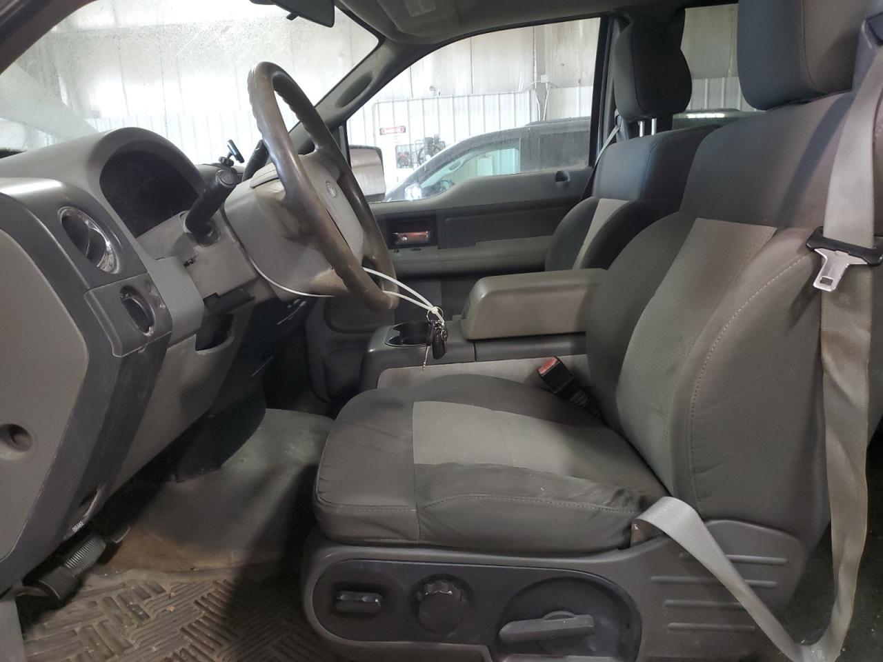 2005 Ford F150 VIN: 1FTPX14555NA02200 Lot: 66114844