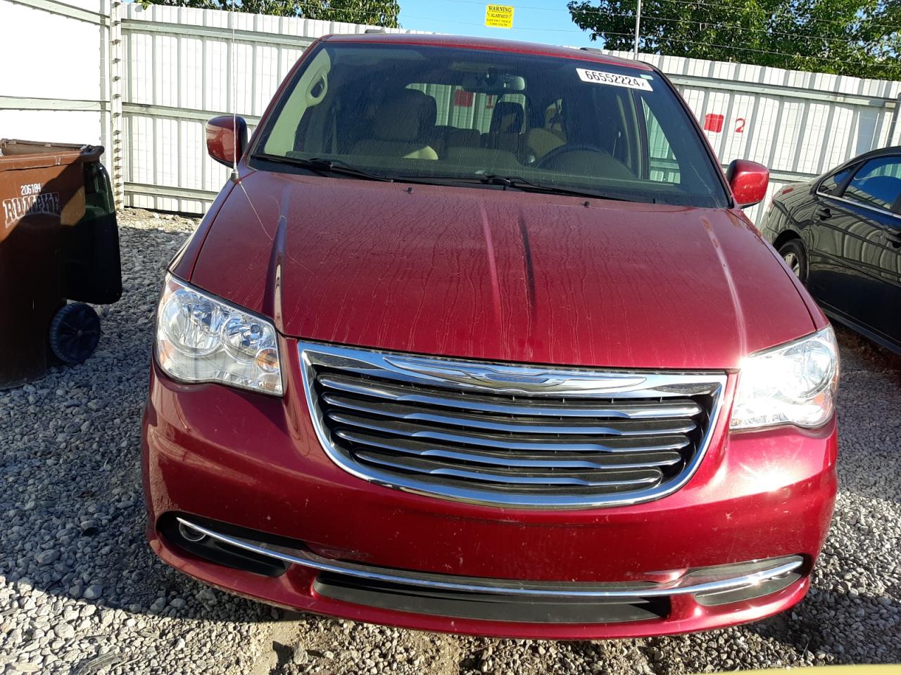 2014 Chrysler Town & Country - Image 5