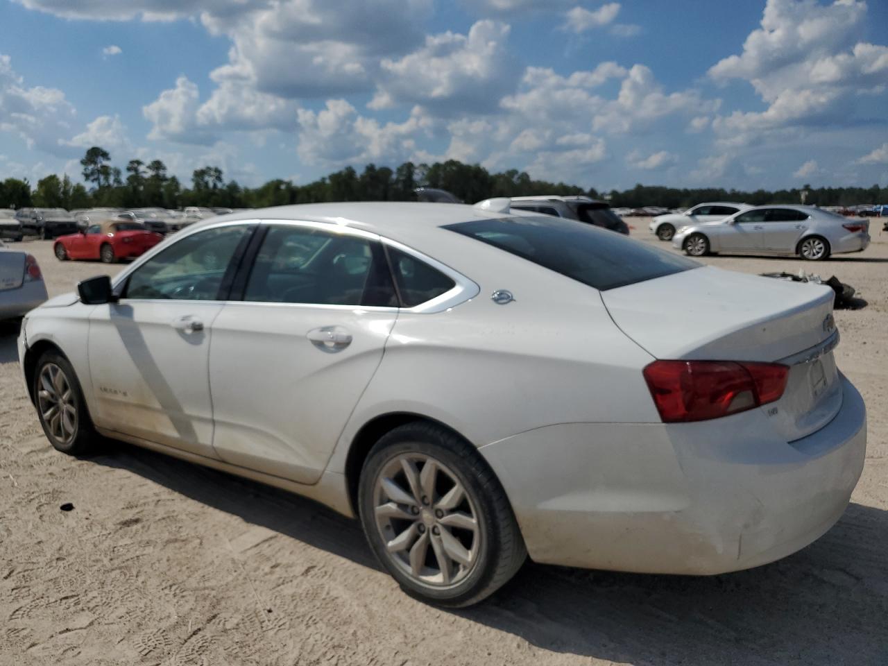 2018 Chevrolet Impala - Image 2