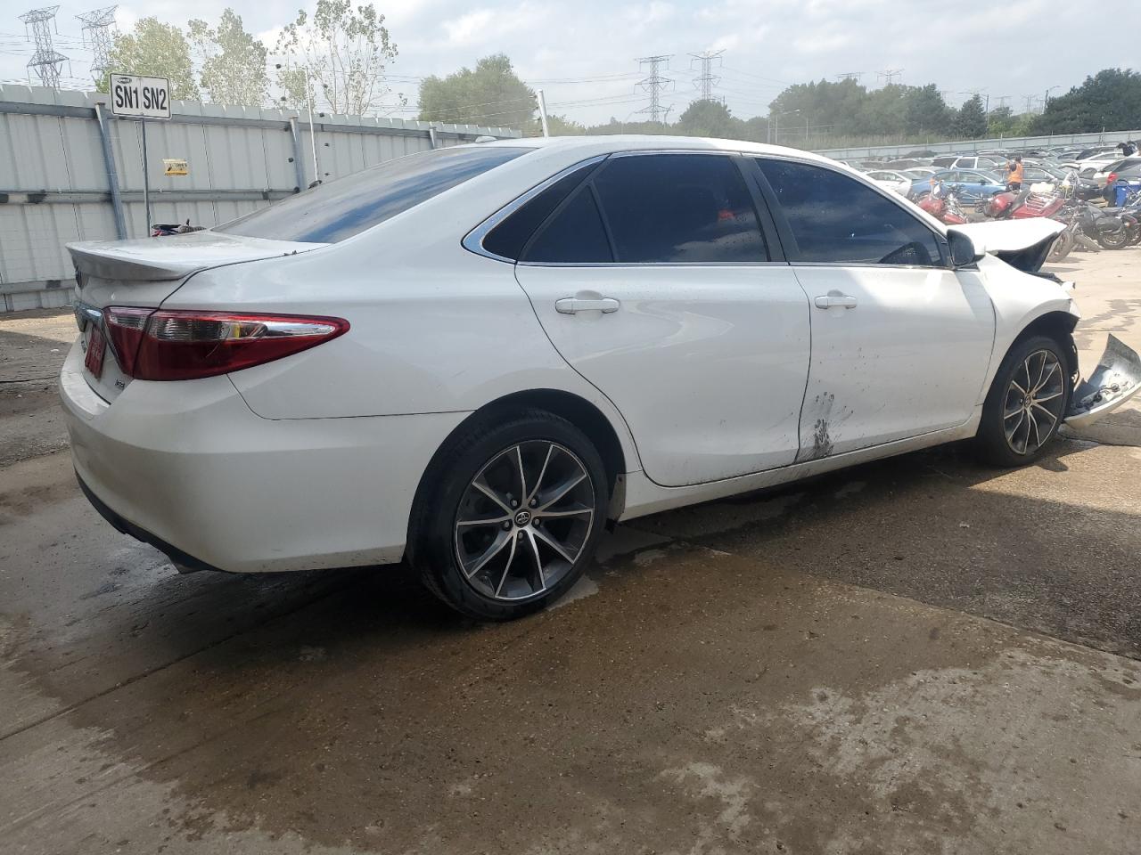 2017 Toyota Camry - Image 3