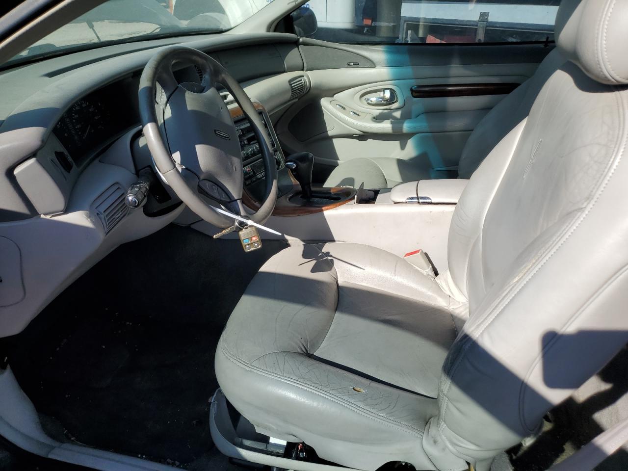 1995 Lincoln Mark Viii VIN: 1LNFM91V2WY629049 Lot: 47287495