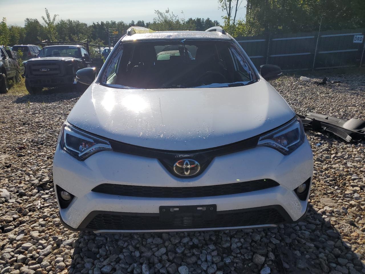 VIN 2T3JFREV8HW615883 2017 TOYOTA RAV4 no.5