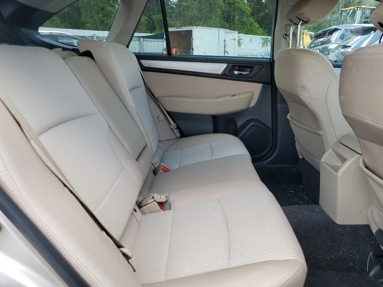 2015 Subaru Outback - Image 11