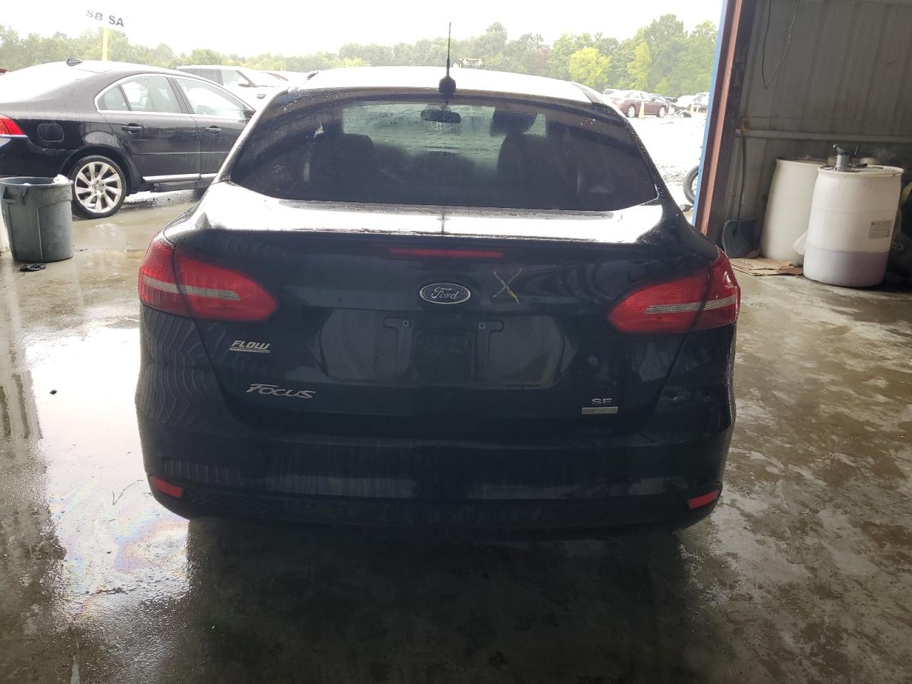 1FADP3FE4JL255208 2018 Ford Focus Se