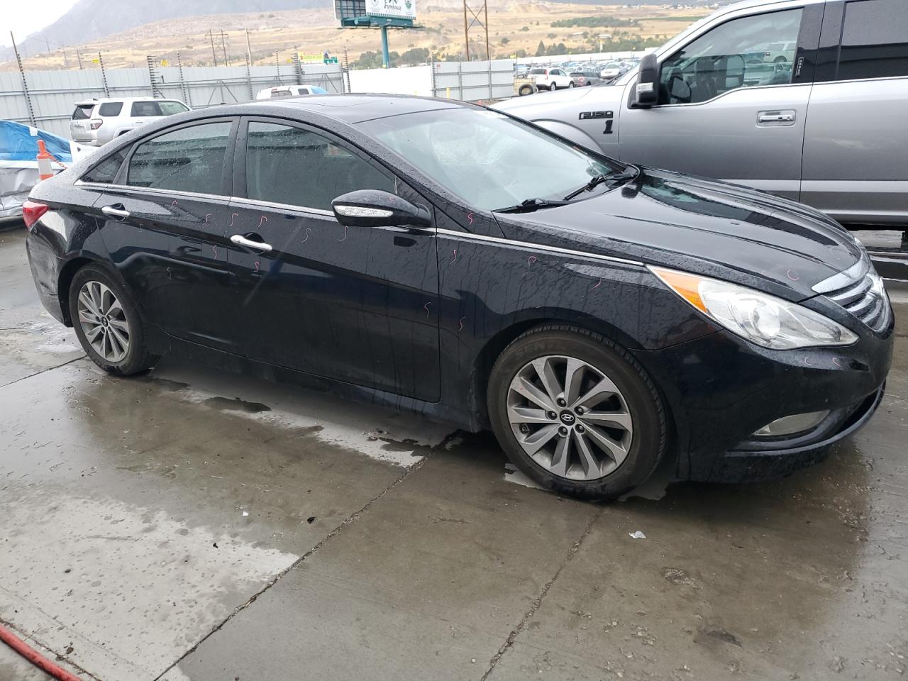 2014 Hyundai Sonata - Image 4