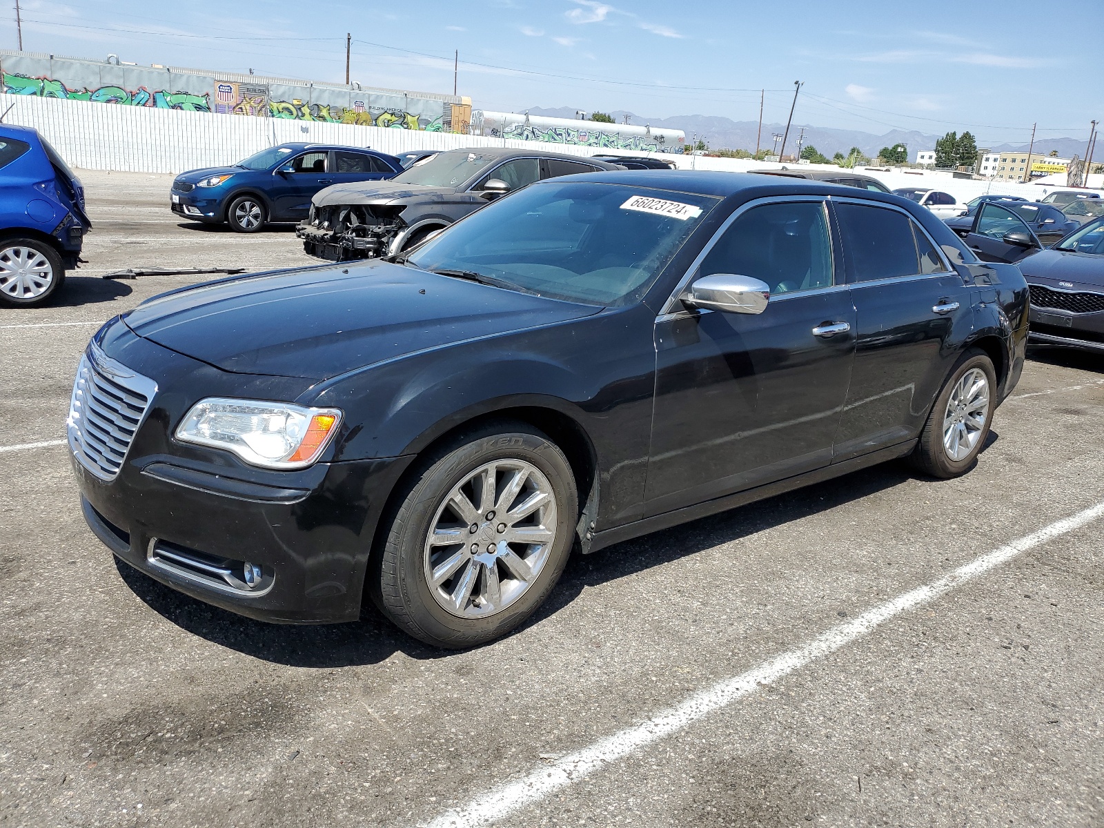 2013 Chrysler 300C vin: 2C3CCAET3DH523726