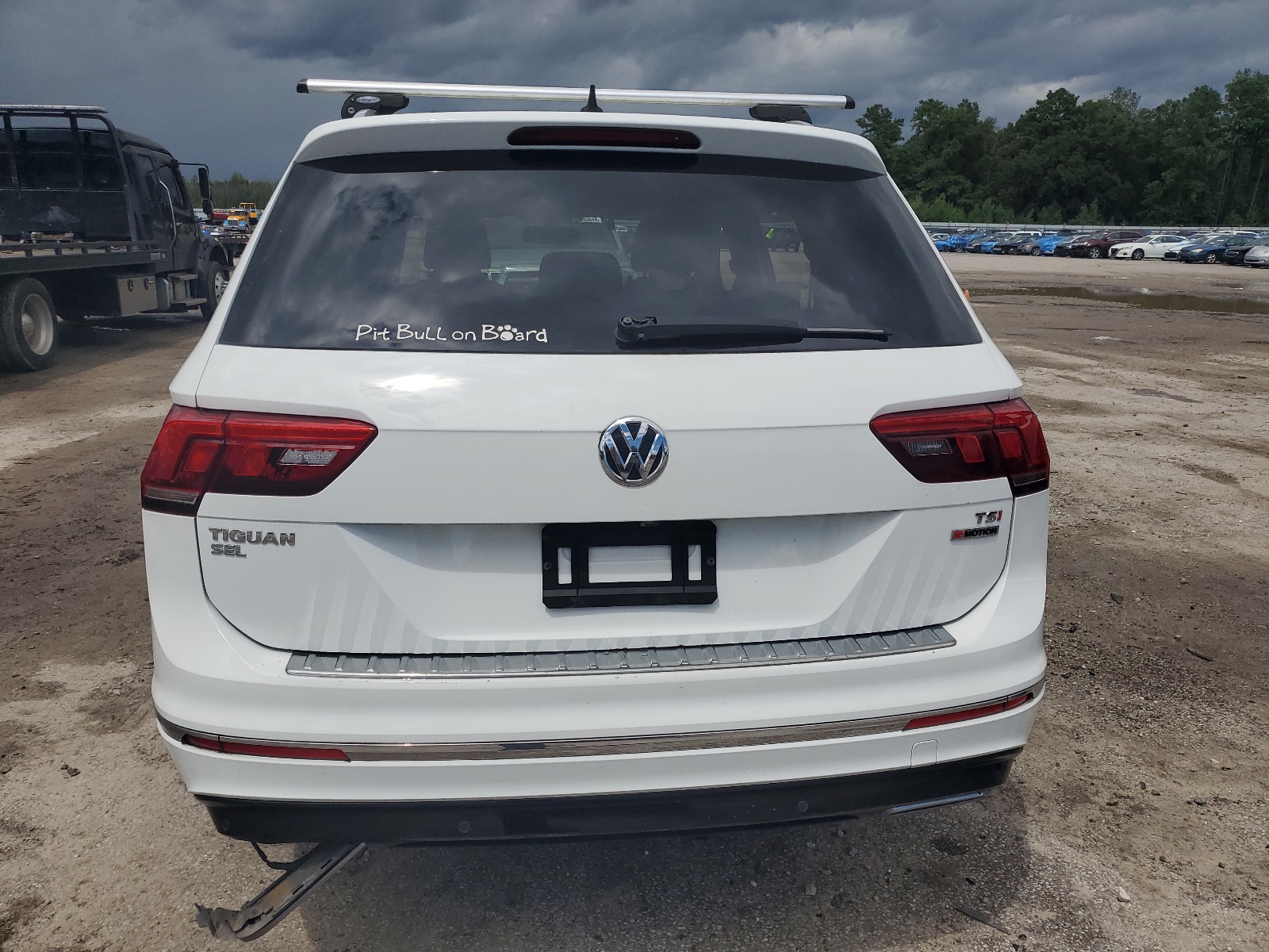 3VV2B7AX3JM205478 2018 Volkswagen Tiguan Se