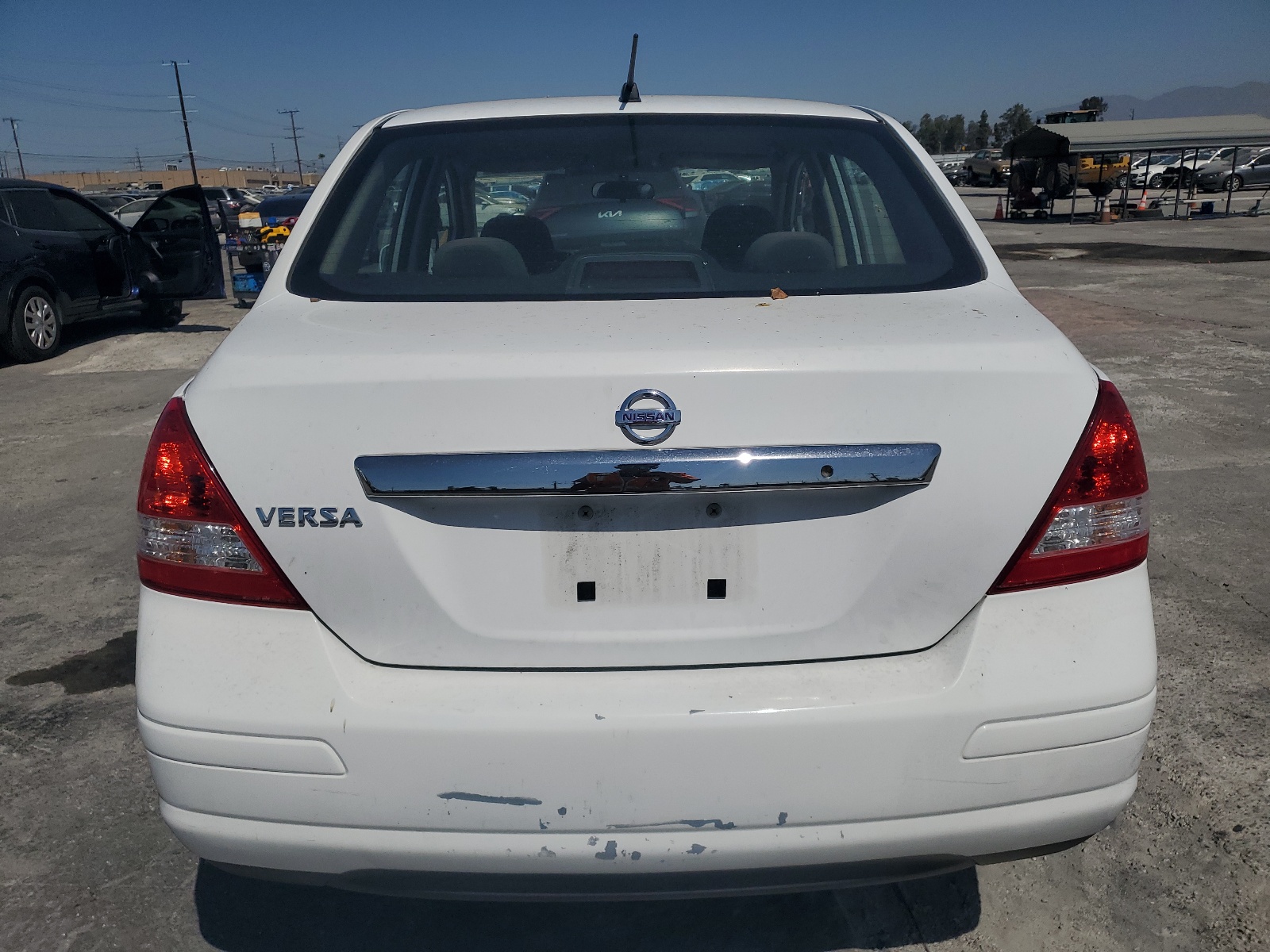 3N1BC1AP2AL421923 2010 Nissan Versa S