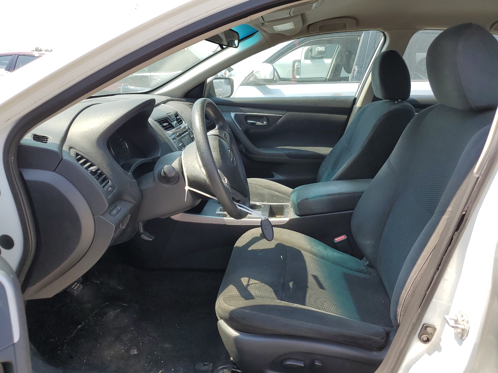 1N4AL3AP1FC163780 2015 Nissan Altima 2.5