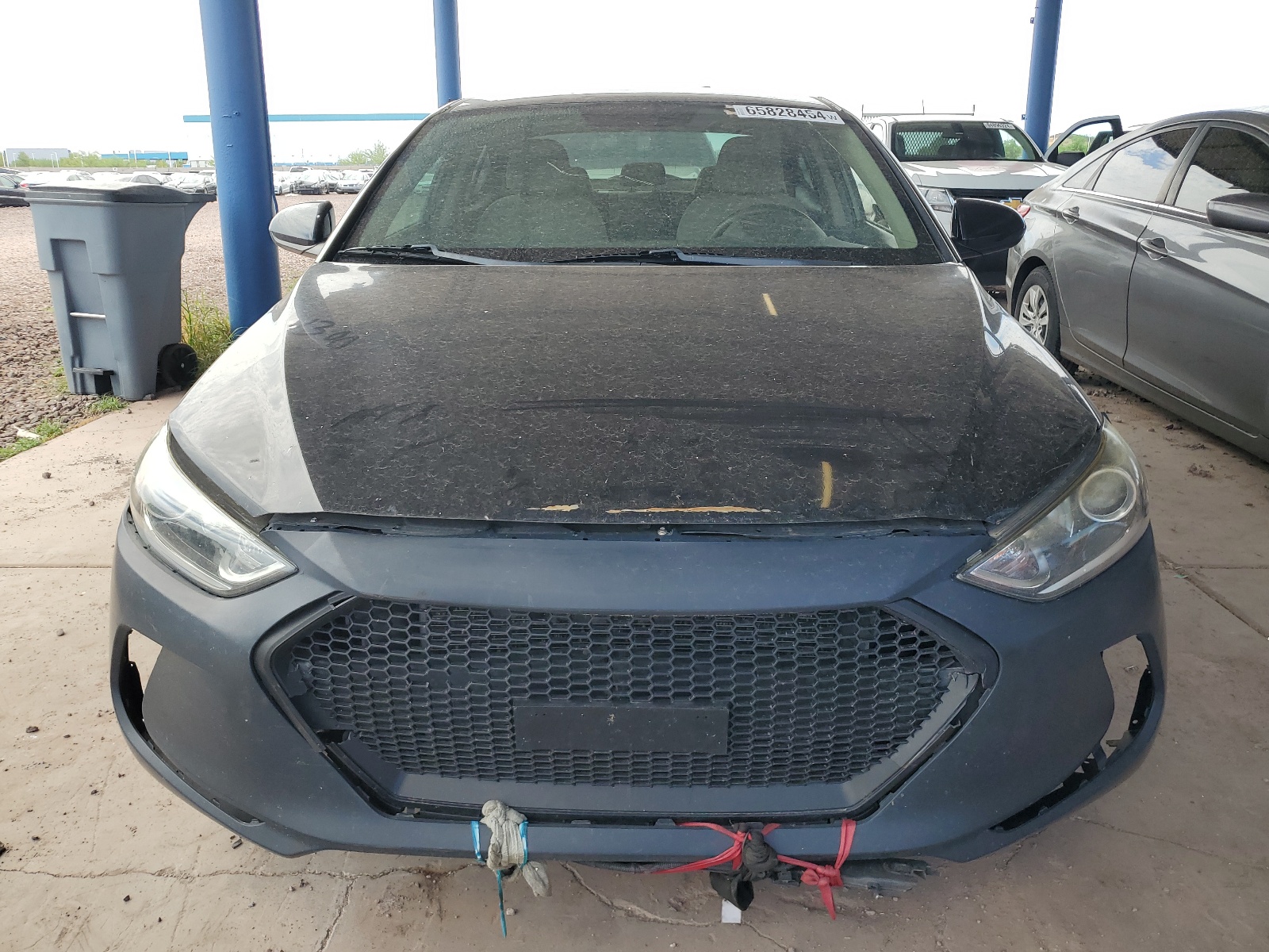 2017 Hyundai Elantra Se vin: KMHD84LF5HU174616