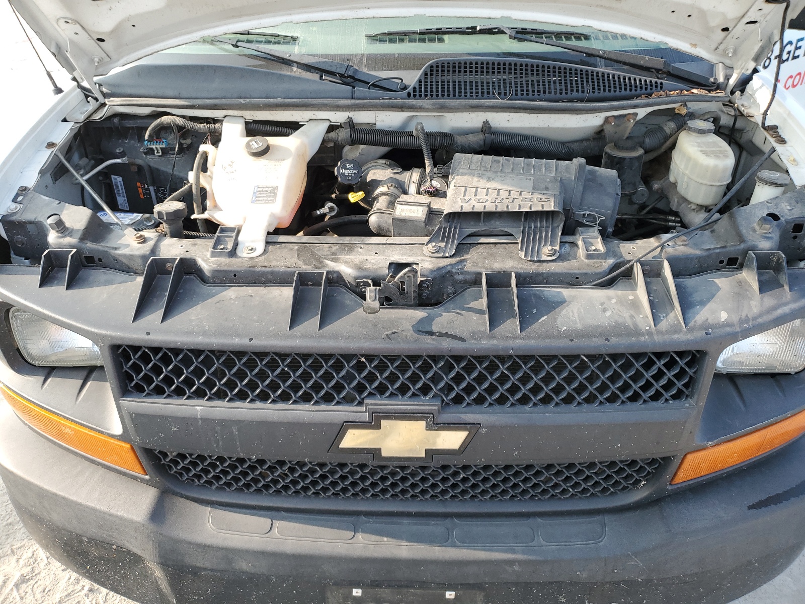 1GCWGFCF2F1114013 2015 Chevrolet Express G2500