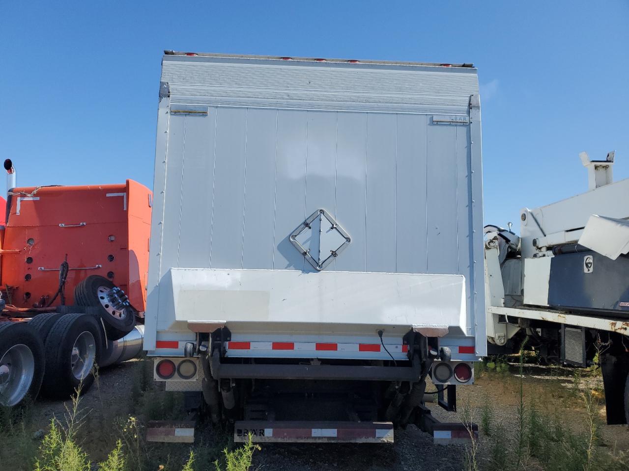 2011 Ford Econoline E450 Super Duty Cutaway Van VIN: 1FDXE4FL6BDA95244 Lot: 48234774