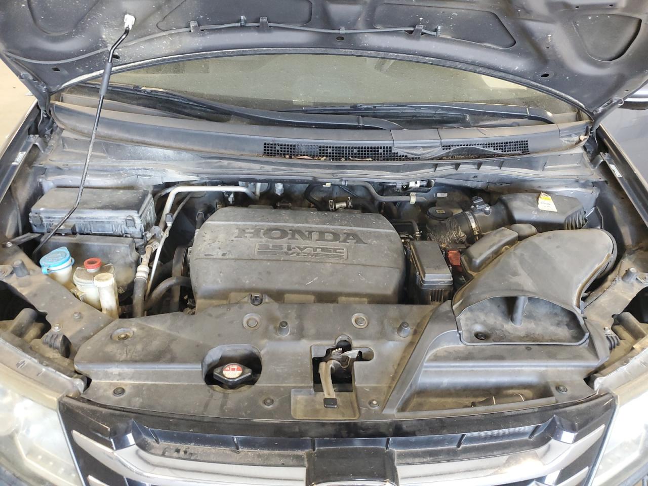 2014 Honda Odyssey - Image 12