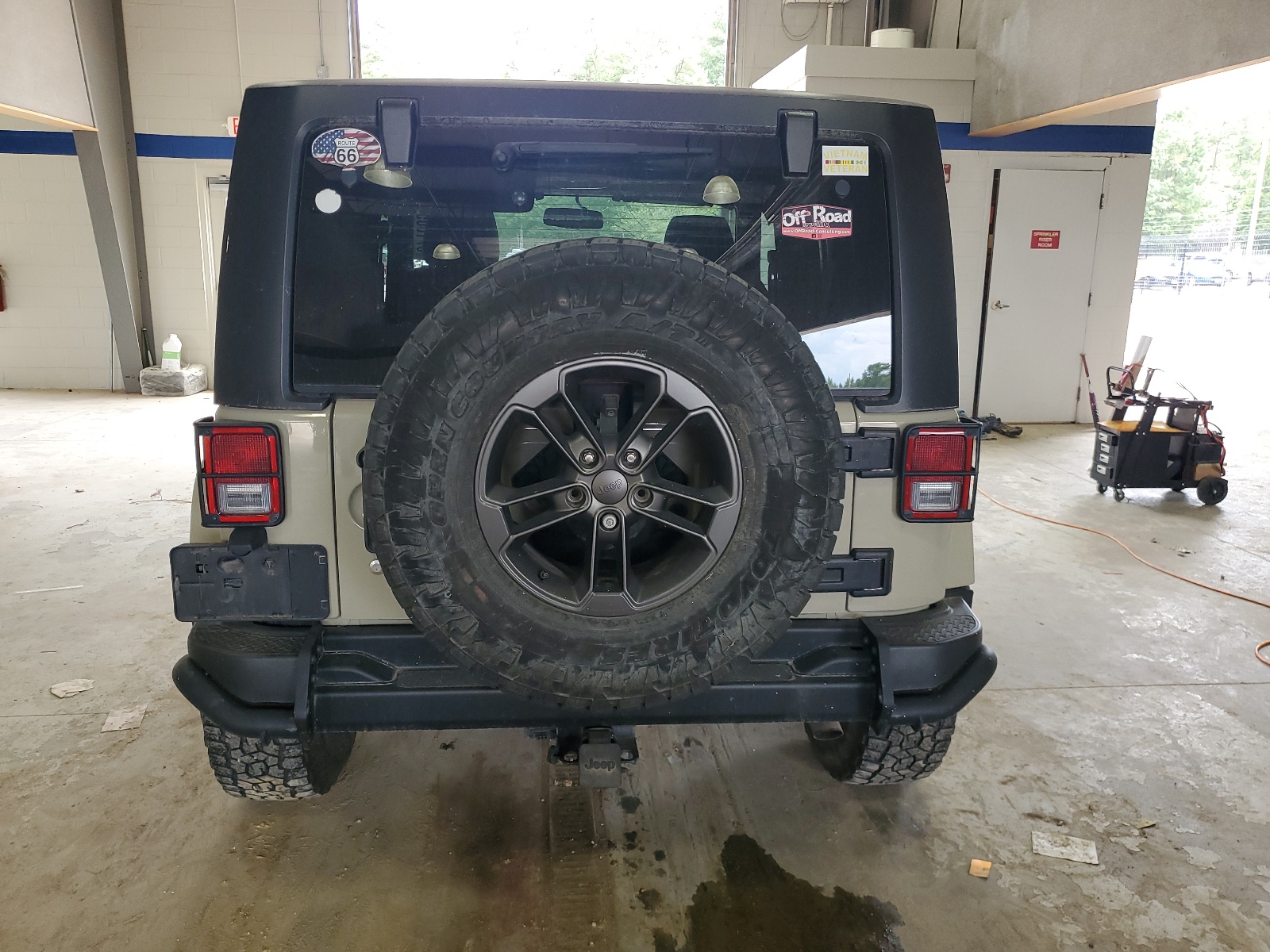 1C4AJWAG1JL869528 2018 Jeep Wrangler Sport