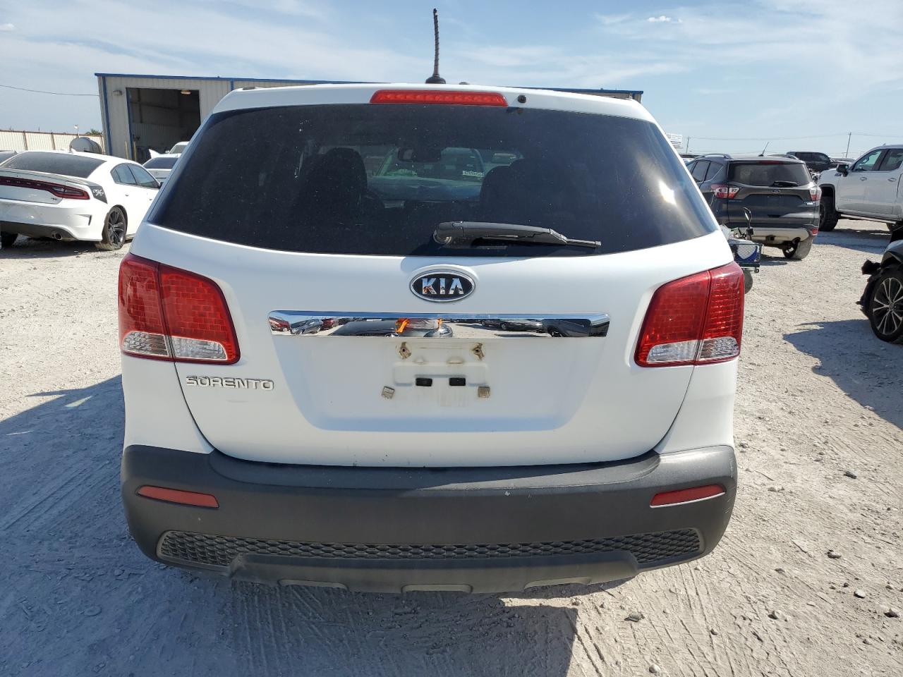 2012 Kia Sorento Base VIN: 5XYKT4A13CG262124 Lot: 68174504