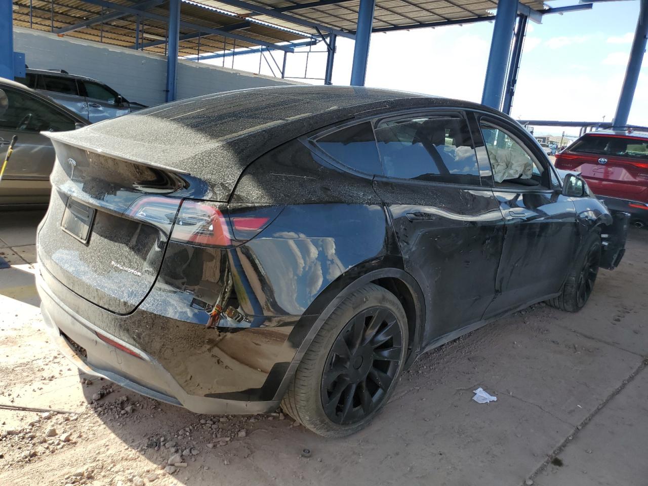 7SAYGDEE8PF798689 Tesla Model Y  3