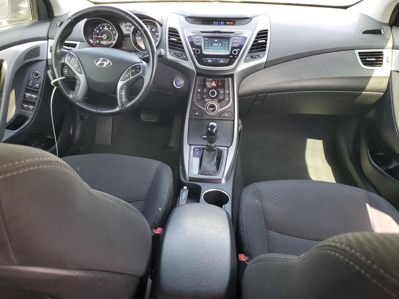 2016 Hyundai Elantra Se VIN: 5NPDH4AE5GH714487 Lot: 69044834