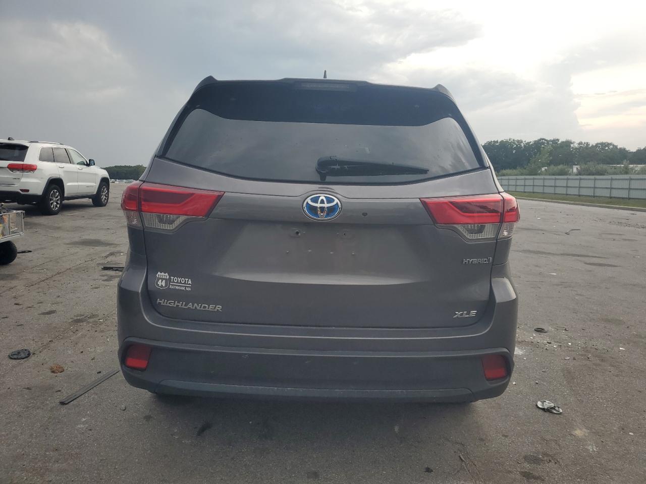 5TDJGRFH1KS061617 2019 Toyota Highlander Hybrid