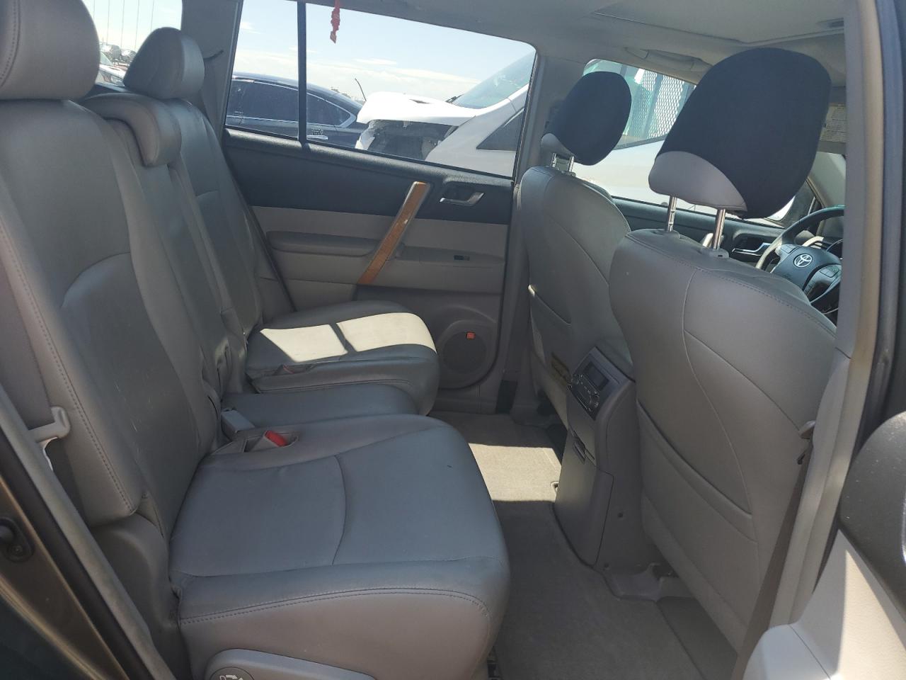 2009 Toyota Highlander Hybrid Limited VIN: JTEEW44A592028968 Lot: 67321524