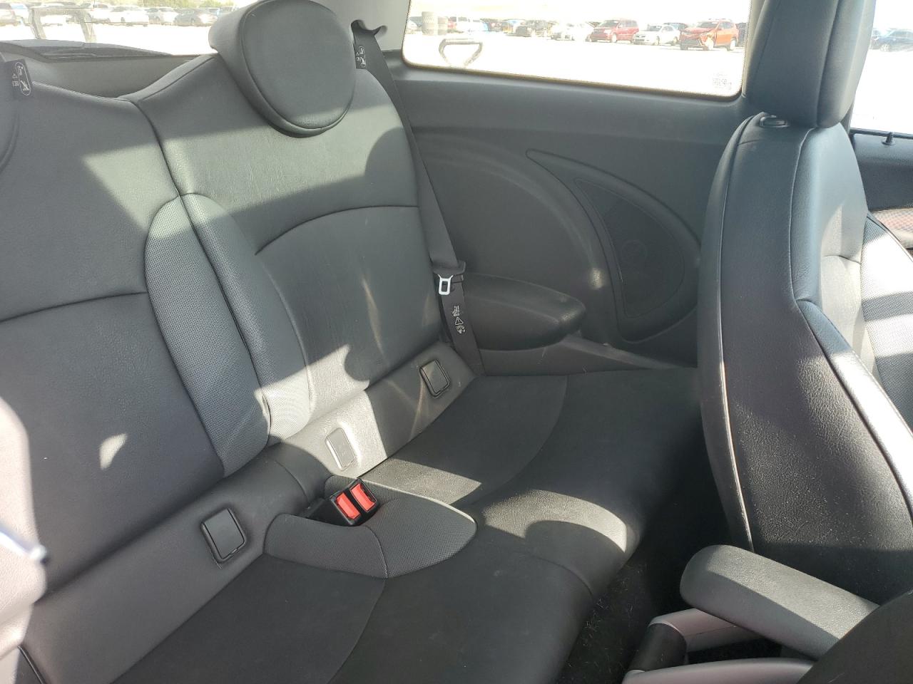 2007 Mini Cooper S VIN: WMWMF73557TL88915 Lot: 67064274