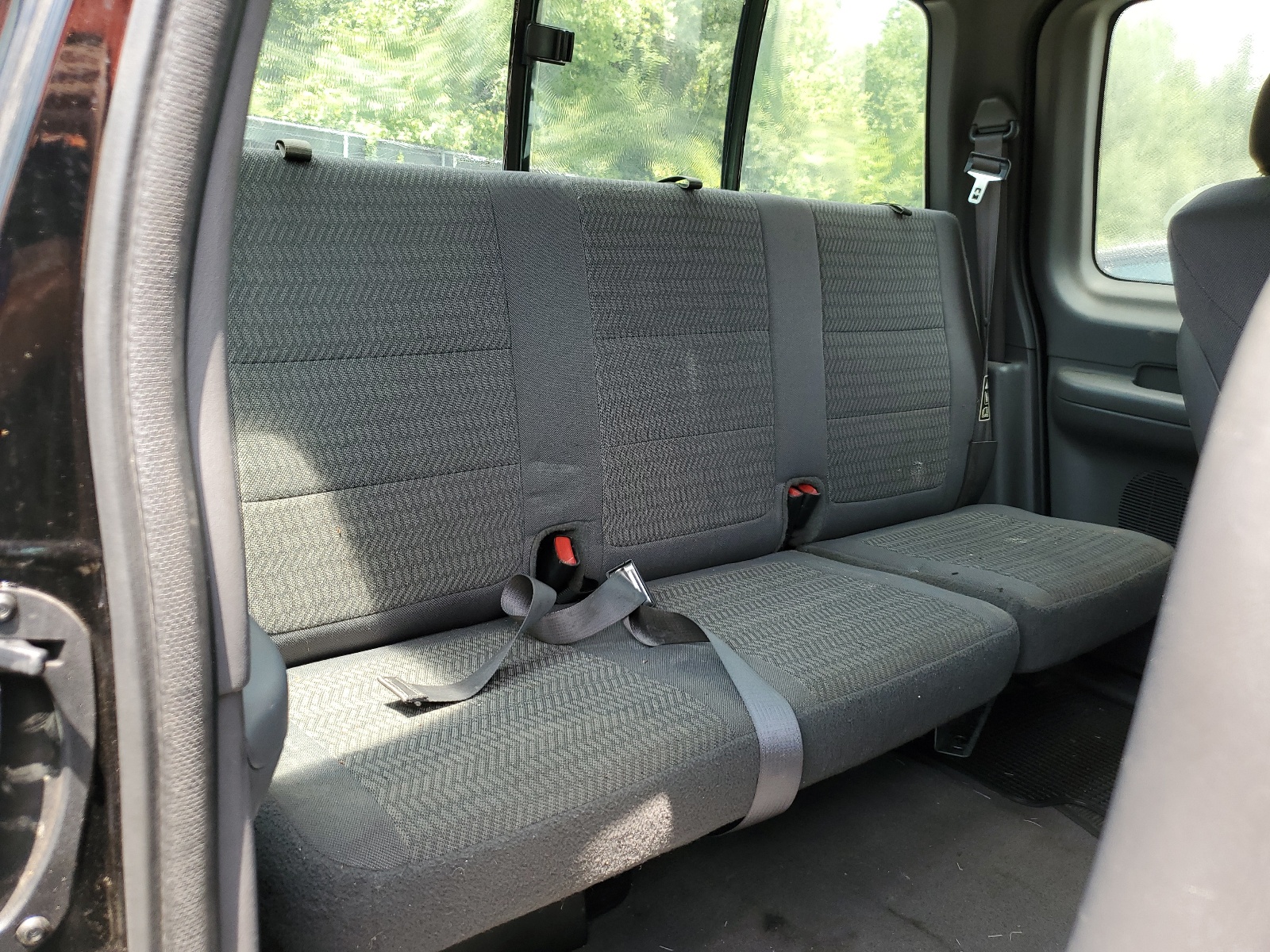 1FTRX17252NA01747 2002 Ford F150